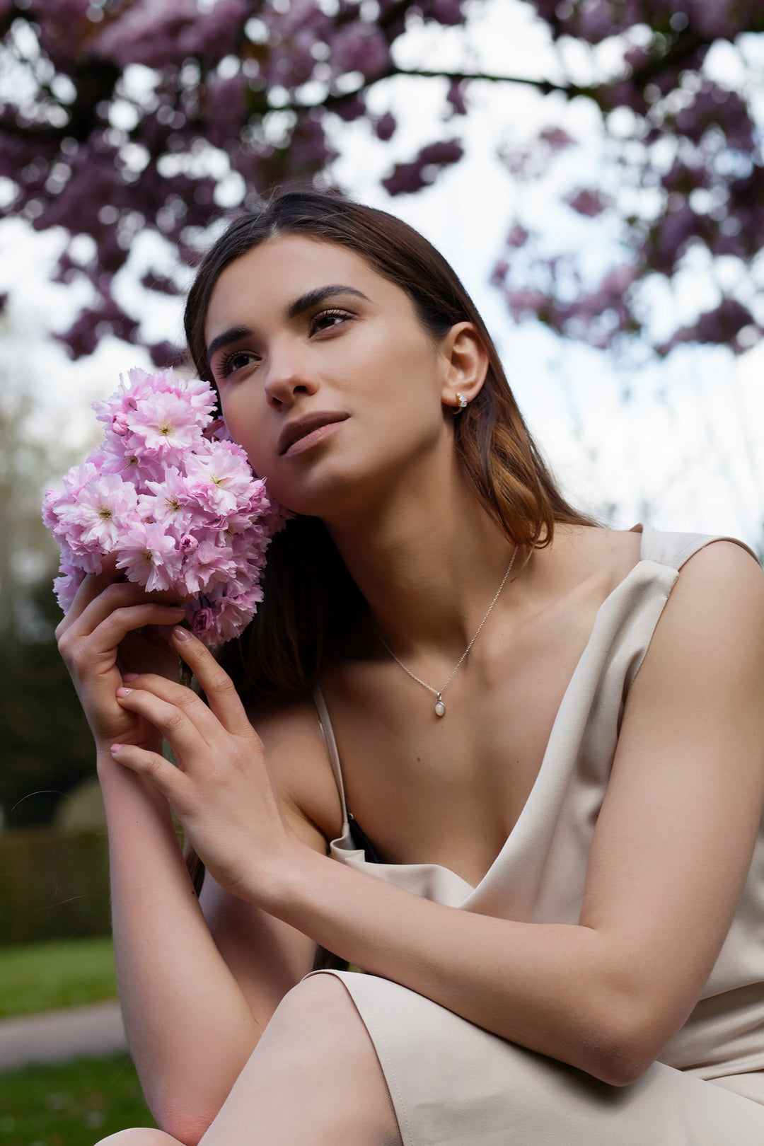 9 mm Ethiopian Opal Silver Necklace