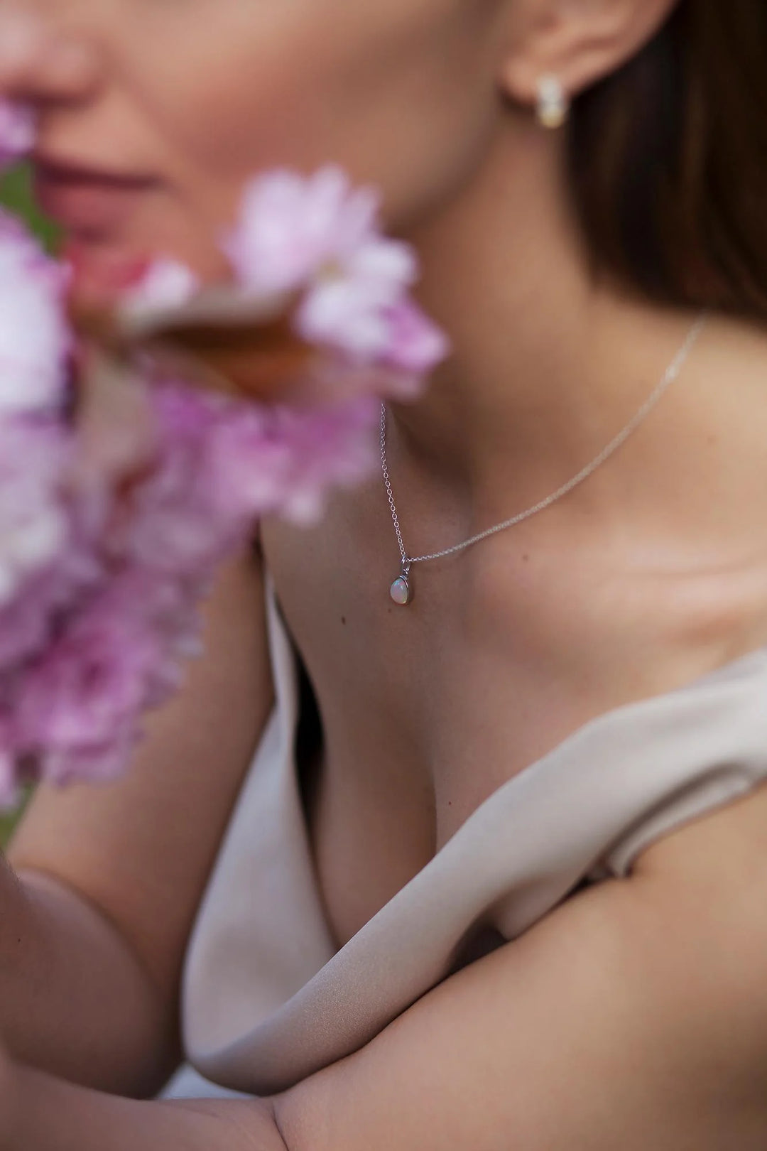 8 mm Ethiopian Opal Gold Necklace