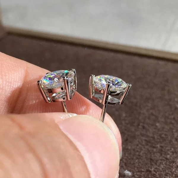 4 mm Moissanite Gold Stud Earrings