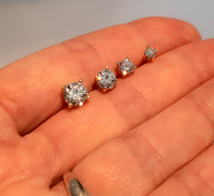 5 mm Moissanite Gold Stud Earrings