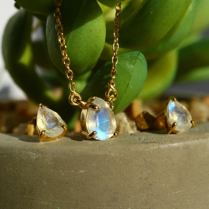 Pear Cut Moonstone Gold Vermeil sterling silver Choker Necklace