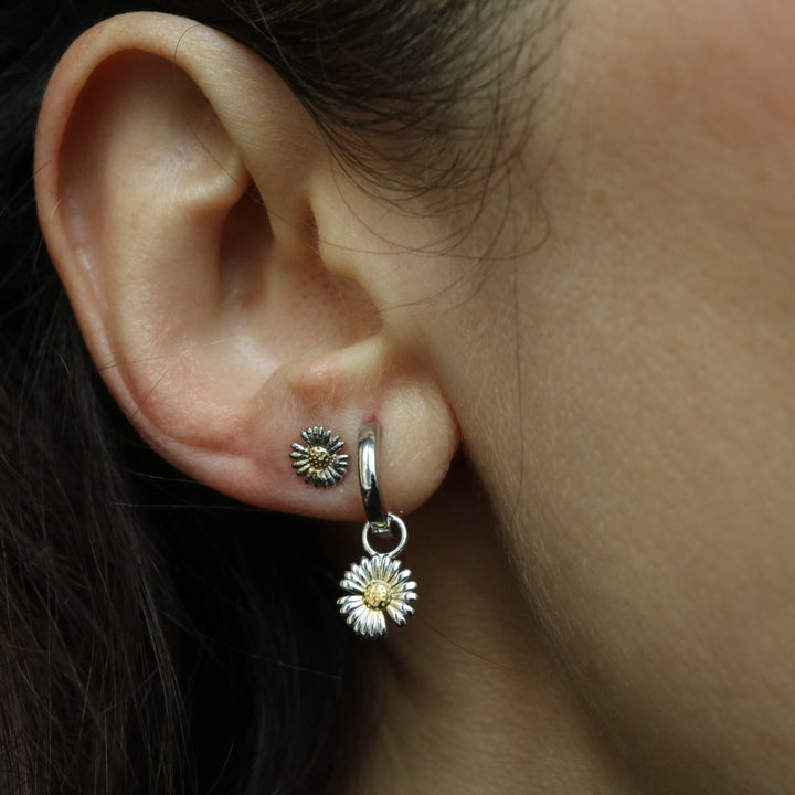 Daisy chrysanthemum sunflower charm huggie hoops earrings made of sterling silver dangle drop