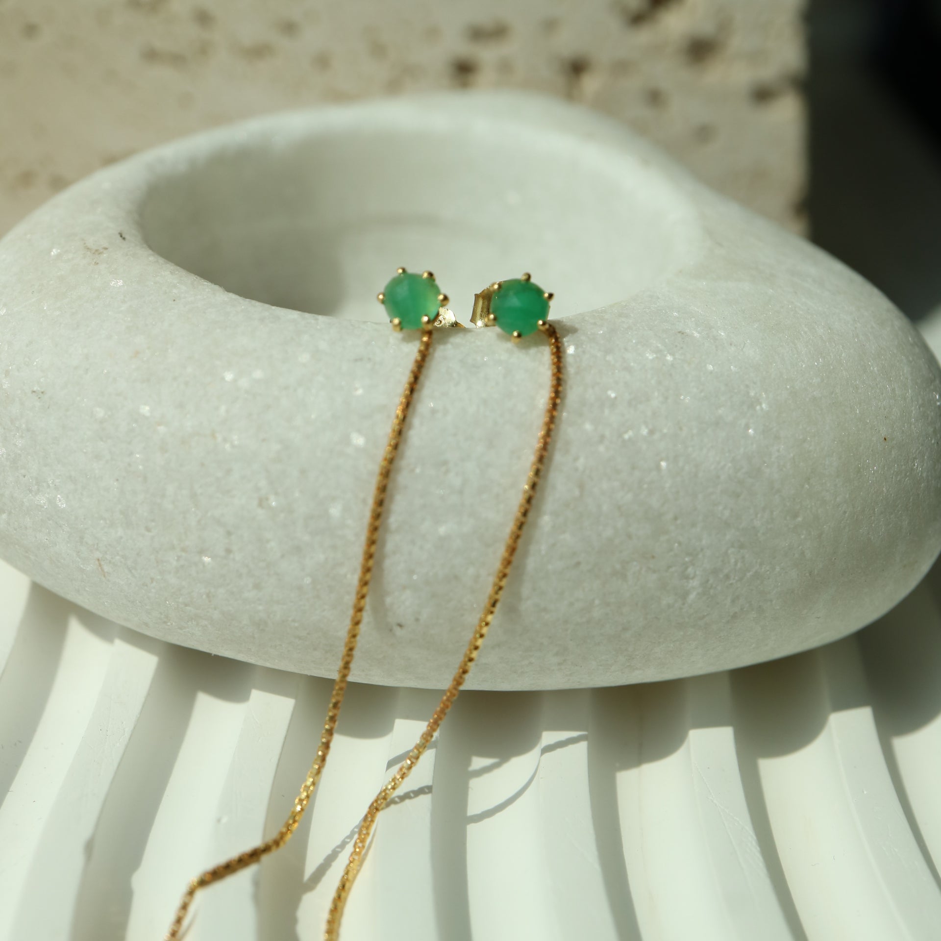 Emerald Gold Filled Long Earrings, chain earrings, thread earrings, minimalist gold earring, green gold, online light weight gold, emerald jewelry