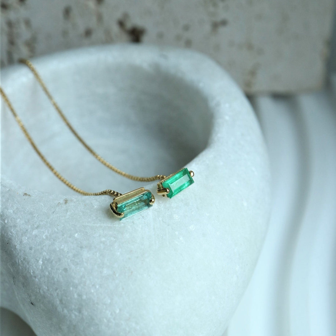 Natural Emerald Threader Chain Gold Earrings