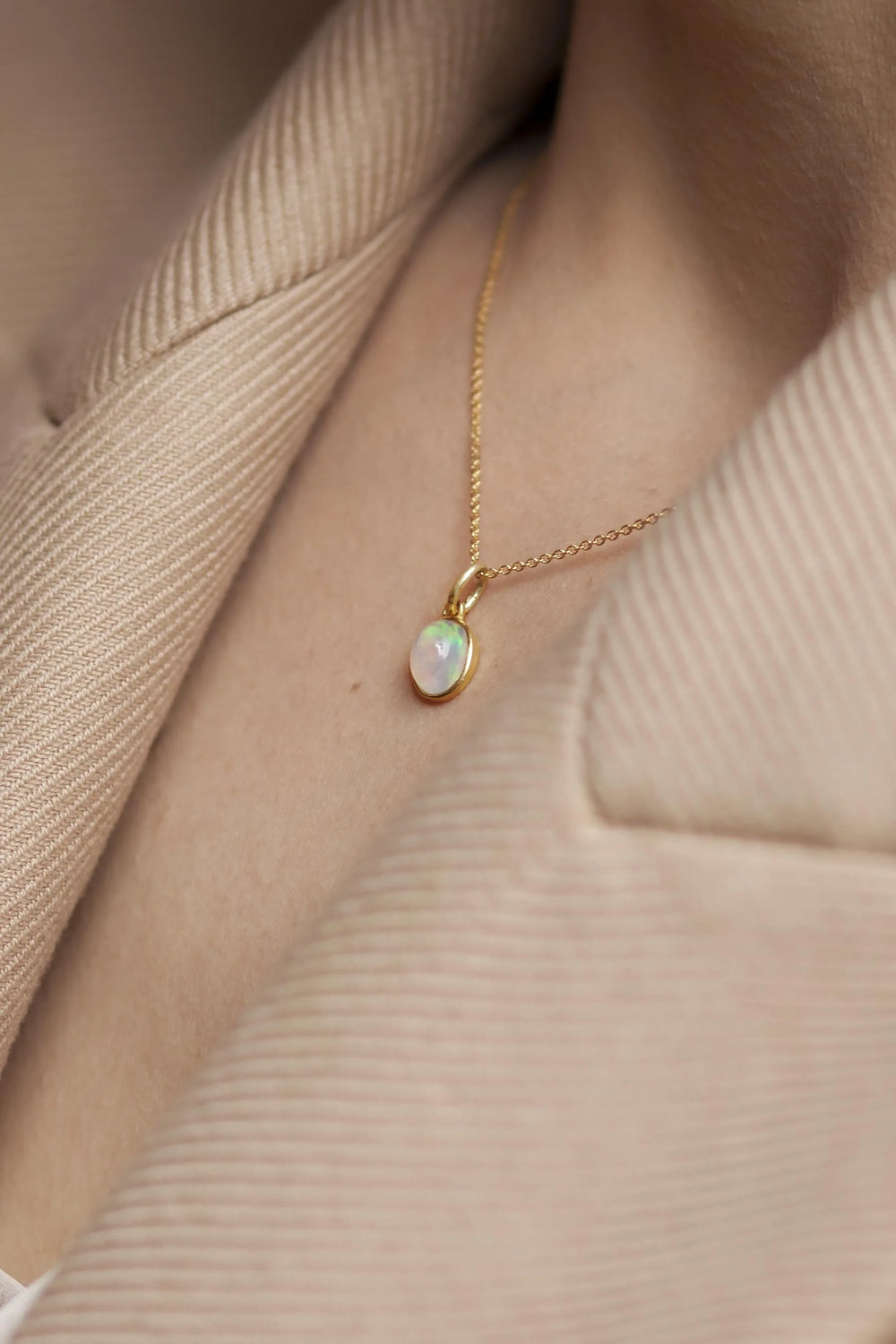 9 mm Ethiopian Opal Gold chain pendant Necklace