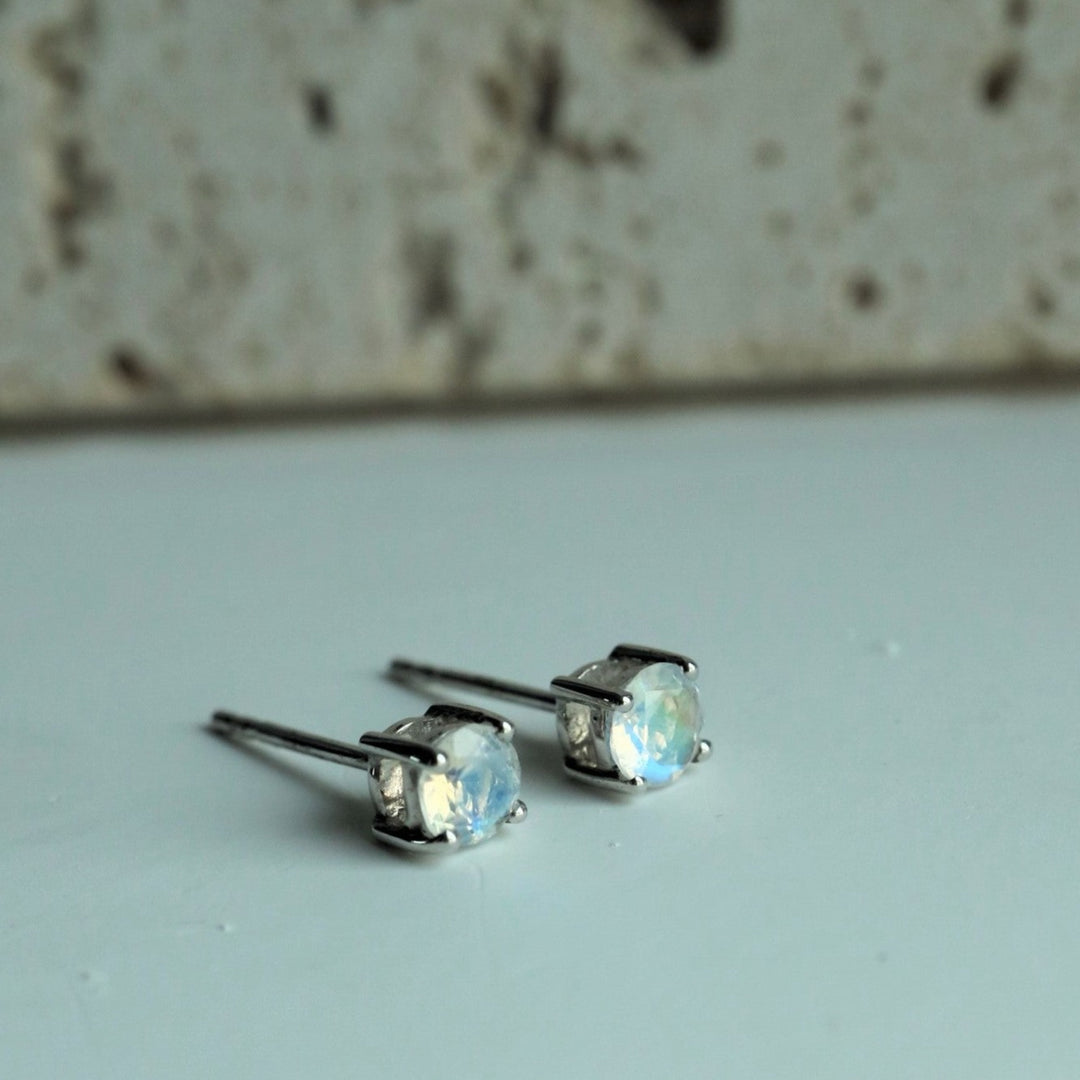 4 mm Moonstone Silver Stud Earrings